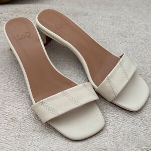 LOQ Women's Ivory Slide Sandals